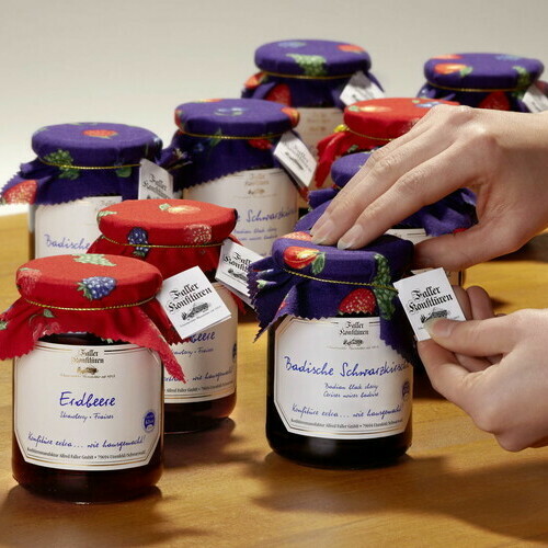 Marmeladengl�ser der ortsans�ssigen Konfit�renmanufaktur Faller- � Konfit�renmanufaktur Faller