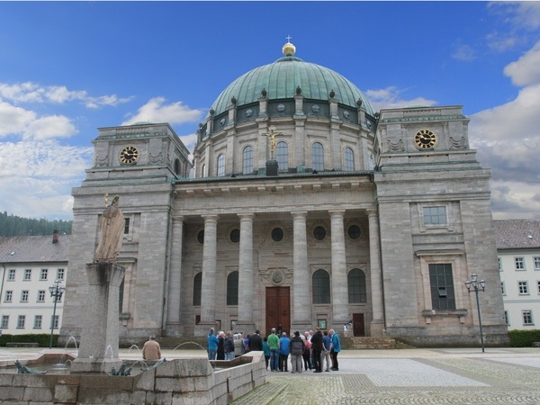 Au�enansicht des Doms von St. Blasien