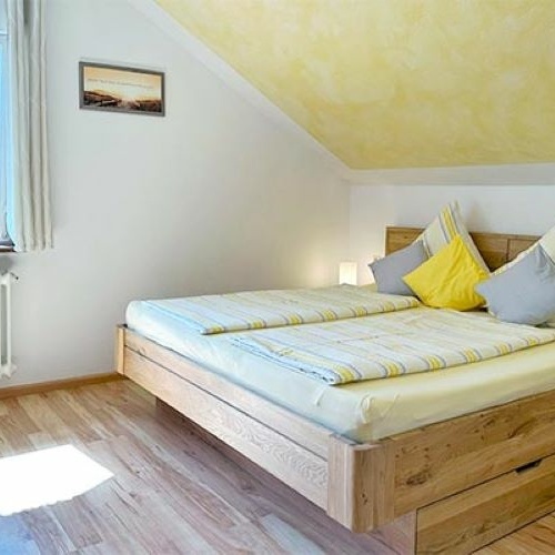Schlafzimmer Nr 1. in der Ferienwohnung Nr. 1 - Das 1.Schalfzimmer mit Doppelbett in der in der Ferienwohnung Nr. 1